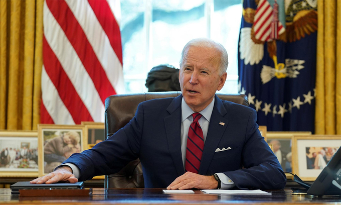 Tổng thống Biden rà soát lại thỏa thuận thương mại với Trung Quốc 